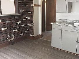 2868 N 58th St, Milwaukee, Wi 53210 in Milwaukee, WI (Photo 8 of 10)