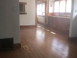 2868 N 58th St, Milwaukee, Wi 53210 in Milwaukee, WI (Photo 9 of 10)