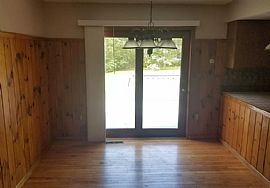 A 2 Bedroom Home Apartment with One Bathroom in Albany, NY (Photo 7 of 12)