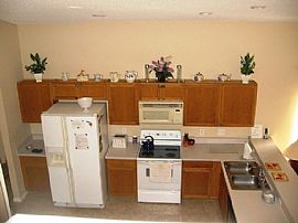 414 Castlemain Cir, Davenport in Davenport, FL (Photo 2 of 4)