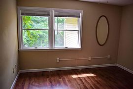 Spacious Beautiful Late Model Home with Central Air in Worcester, MA (Photo 9 of 9)