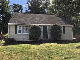 12 Guild St, Enfield in Enfield, CT