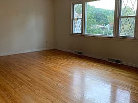 1533 Shepard Ave, Hamden, in Hamden, CT (Photo 4 of 5)