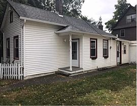 2448 W 10th St, Cleveland, Oh 44113 For $700/m Deposit $700 in Cleveland, OH