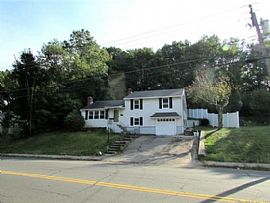 859 Bunker Hill Ave, Waterbury in Waterbury, CT