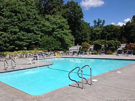 22 Paisley Ln, Fairfield in Fairfield, CT (Photo 4 of 6)