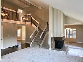 Pippin Creek Ct, San Jose, in San Jose, CA (Photo 2 of 5)