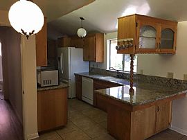 5038 Carolyn Way, Glendale in Glendale, CA (Photo 2 of 5)