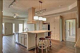 1009 Dominik Dr, College Station in College Station, TX (Photo 2 of 4)