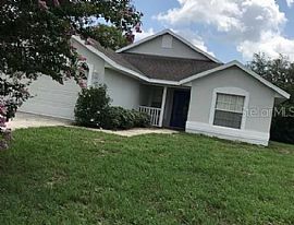 132 Azalea Dr, Davenport, Fl 33837 For $800/m  Deposit $800 in Davenport, FL
