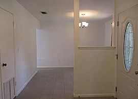 8996 Oakview Rd, Melrose, Fl 32666 in Melrose, FL (Photo 3 of 6)