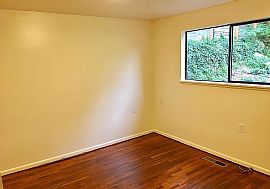 Brand New Product Material  in Seattle, WA (Photo 7 of 12)