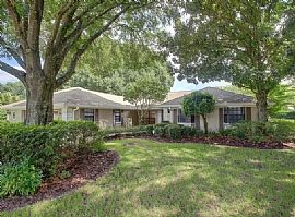 20315 Mid Ct, Lutz, Fl in Lutz, FL
