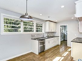 3 Bd 2 Ba 1,542 Sq Ft in Huntsville, AL (Photo 10 of 12)