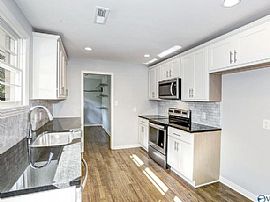 3 Bd 2 Ba 1,542 Sq Ft in Huntsville, AL (Photo 9 of 12)