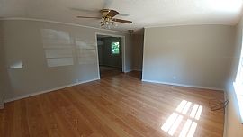 This House Is Spacious and Nice. in Stearns, KY (Photo 4 of 9)