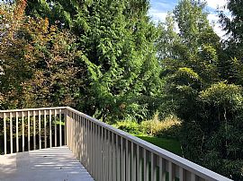 2 Bd. 2 Ba. 1,183 Sqft in Bellevue, WA (Photo 6 of 12)