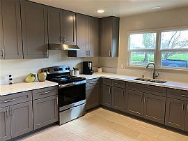 3 Bd. 1 Ba. 1,450 Sqft in Turlock, CA (Photo 5 of 12)