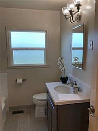 3 Bd. 1 Ba. 1,450 Sqft in Turlock, CA (Photo 9 of 12)