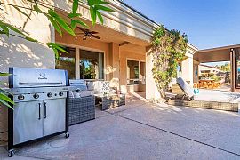 7 Bd. 4.5 Ba. 3,610 Sqft in Indio, CA (Photo 2 of 12)
