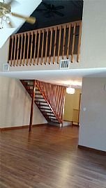 3 Bd. 2.5 Ba. 1,900 Sqft in Lawton, OK (Photo 4 of 8)