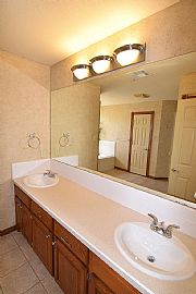 3 Bd. 2 Ba. 2,293 Sqft in Lawton, OK (Photo 9 of 12)