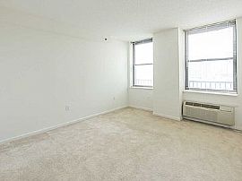 Building: 77 Park Avenue in Hoboken, NJ (Photo 8 of 12)