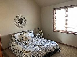 1626 Deer Trl, Waukesha, Wi 53189 in Waukesha, WI (Photo 4 of 12)