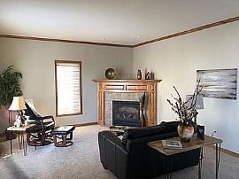 1626 Deer Trl, Waukesha, Wi 53189 in Waukesha, WI (Photo 5 of 12)
