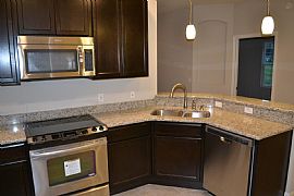 3 Bd/2ba/2car Home Built in 2015 - Energy Efficient in Winter Haven, FL (Photo 4 of 10)