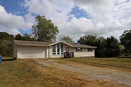 3 Bd. 2 Ba. 1,274 Sqft in Hickory, NC