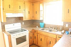 3 Bd. 2 Ba. 1,274 Sqft in Hickory, NC (Photo 4 of 12)
