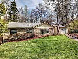 908 Hughes Dr, Saint Albans, Wv 25177 in Saint Albans, WV