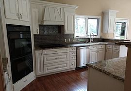 4 Beds 1035 Mckinley Blvd, Eagle River, Wi 54521 in Eagle River, WI (Photo 4 of 9)