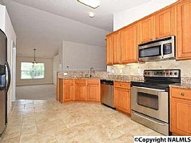 210 Shadow Cove Dr Sw, Huntsville, Al 35824 in Huntsville, AL (Photo 2 of 4)