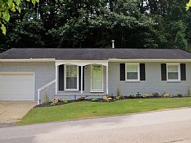 840 Overbrook Rd, Charleston, Wv 25314 in Charleston, WV