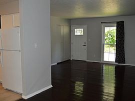 840 Overbrook Rd, Charleston, Wv 25314 in Charleston, WV (Photo 3 of 4)