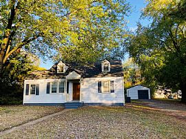  1627 Bramwell Rd, Richmond, Va 23225 Beautiful Hardwood Floors in Richmond, VA