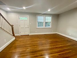  1627 Bramwell Rd, Richmond, Va 23225 Beautiful Hardwood Floors in Richmond, VA (Photo 9 of 12)