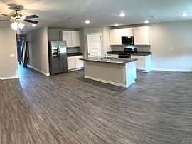 10561 Brodick Loop, Spanish Fort, Al 36527 in Spanish Fort, AL (Photo 2 of 5)