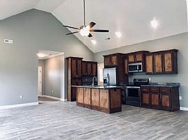 150 Harmony Dr, Tuscumbia, Al 35674 in Tuscumbia, AL (Photo 2 of 5)