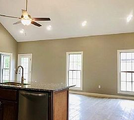 150 Harmony Dr, Tuscumbia, Al 35674 in Tuscumbia, AL (Photo 3 of 5)