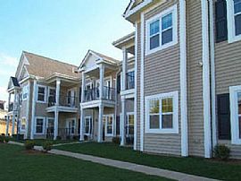 Alvista Willow Brook, Apt 1114, 211 Pomeroy Ave, Meriden, Ct 06 in Meriden, CT (Photo 2 of 4)