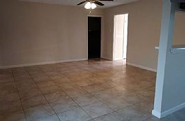 11731 Murr Way, Houston, Tx Rent 600 Deposit 600 Total 1200 in Houston, TX (Photo 3 of 4)