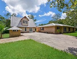 2560 Leisure Ln, League City, Rent 1200 Deposit 1200 Total 2400 in League City, TX