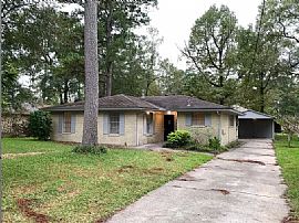 10615 Twin Oak Dr, Conroe, Tx Rent 750 Deposit 750 Total 1500 in Conroe, TX