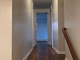 70 Pocahontas Dr, West Hartford, Ct 06117 in Bishops Corner, CT (Photo 3 of 9)