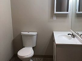 2205 Cromwell Hills Dr, Cromwell, Ct 06416 in Cromwell, CT (Photo 8 of 9)