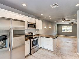 1636 E Whitton Ave, Phoenix, Az 85016 in Phoenix, AZ (Photo 3 of 9)