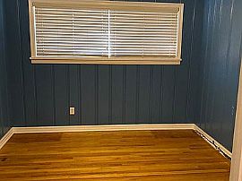 1042 N Pine St, Florence, Al 35630 in Florence, AL (Photo 10 of 12)